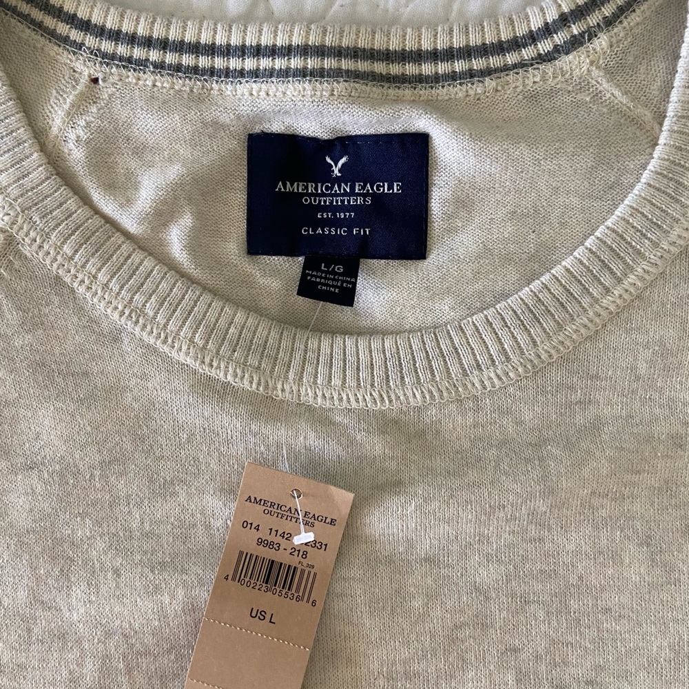 Mens American Eagle Cream Sweater Classic Fit